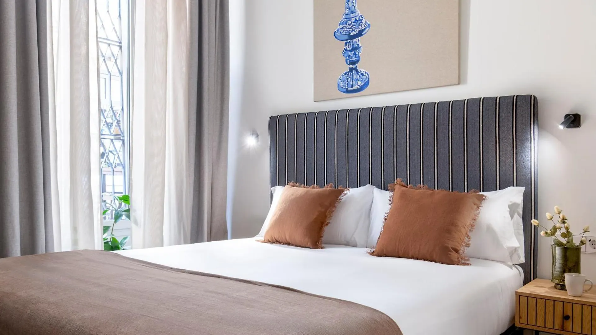 Magno Apartments Pureza Seville Spain
