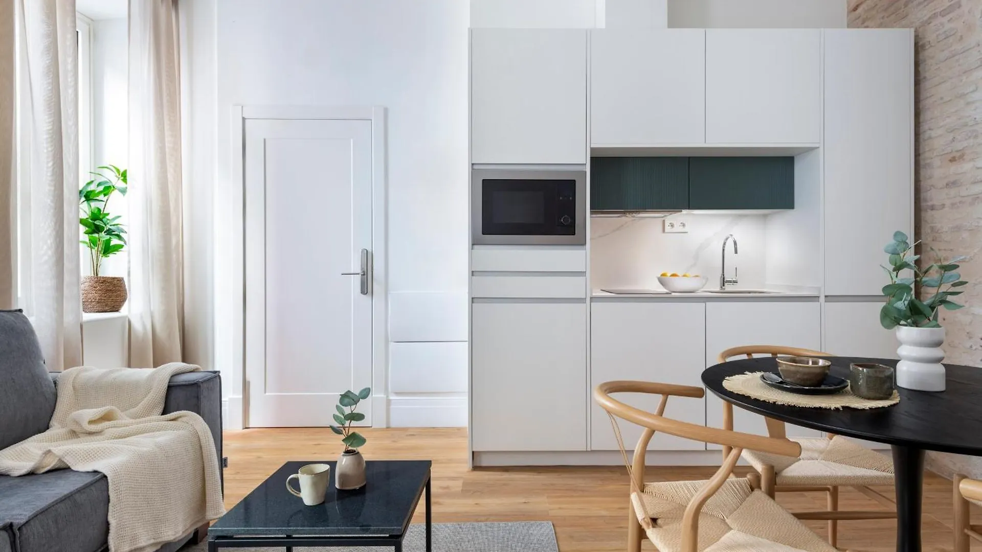 Magno Apartments Pureza Seville