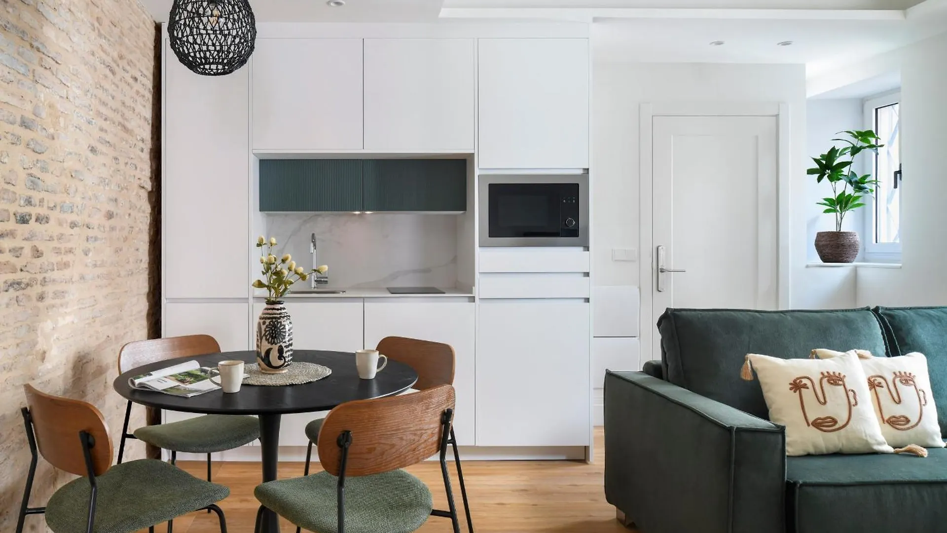 Magno Apartments Pureza Seville