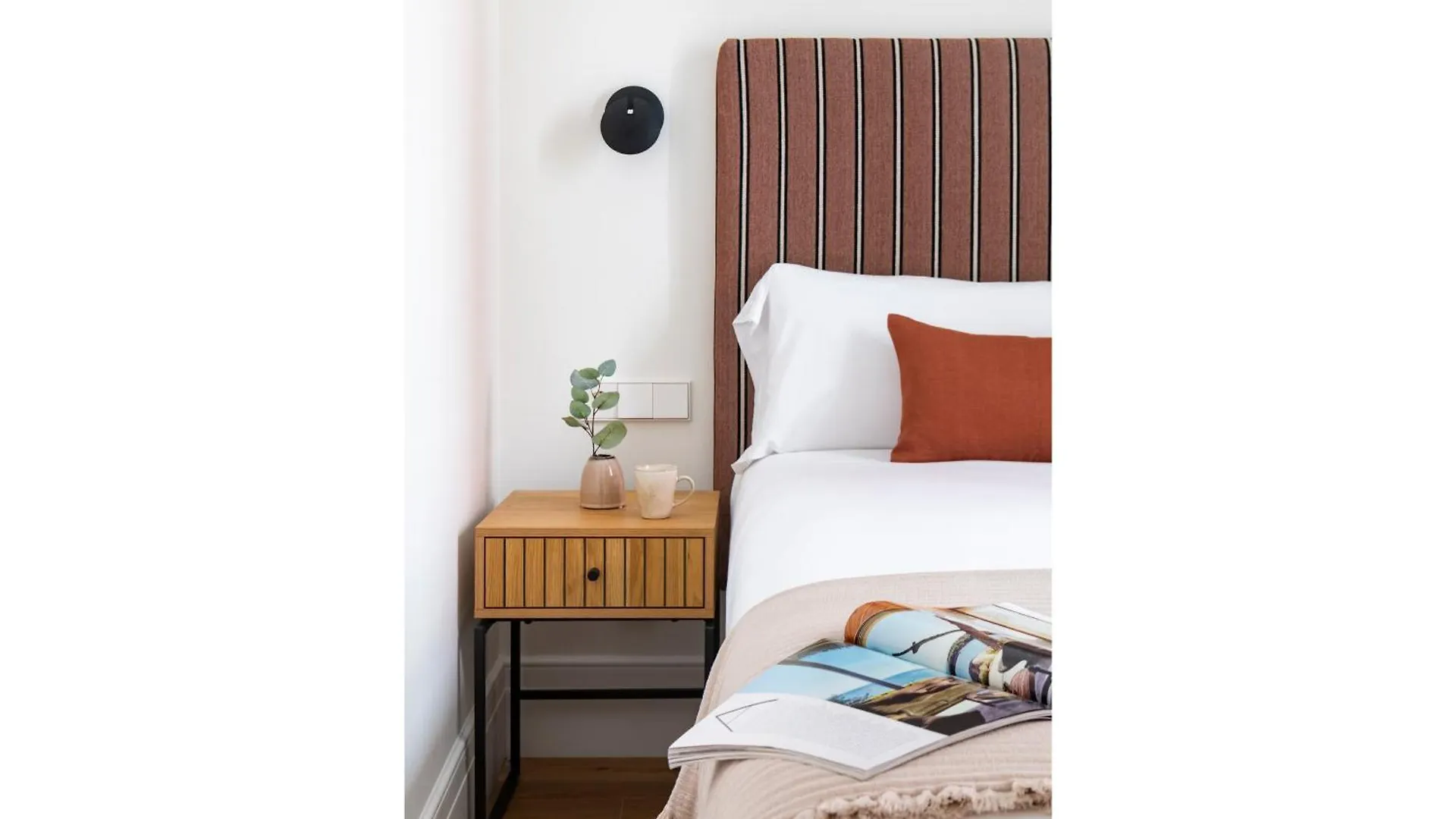 Magno Apartments Pureza Seville Spain